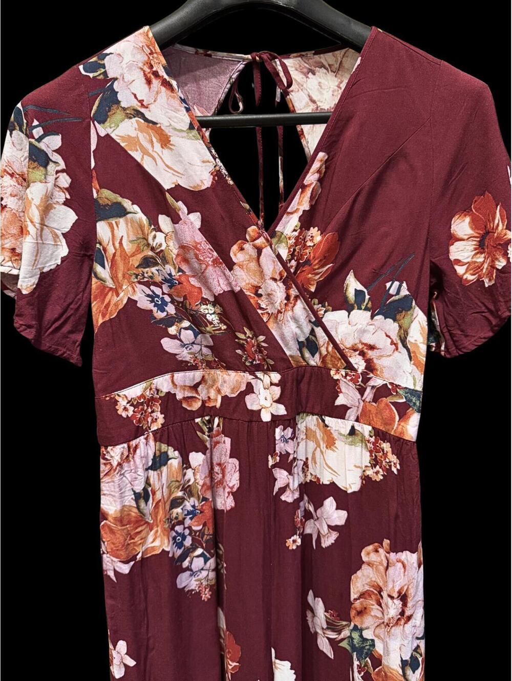 xhilaration L Burgundy Flowy Jumpsuit Pockets!